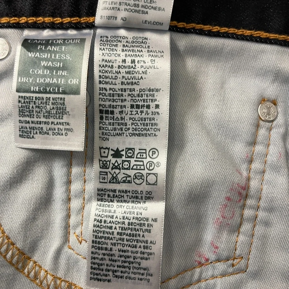 Levis levis 513